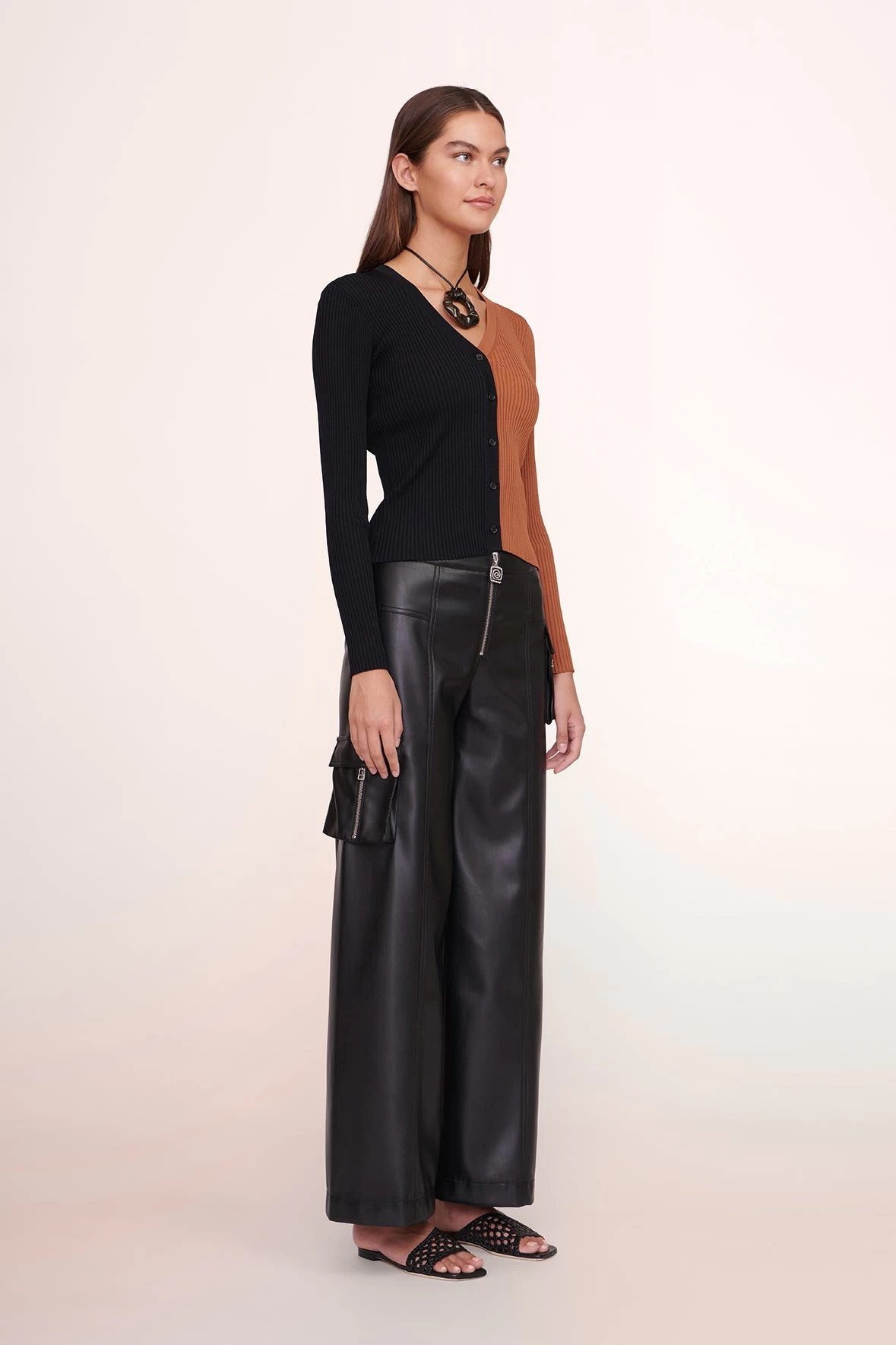 CARGO SWEATER | TAN BLACK 4 CARGO SWEATER | TAN BLACK - Image 4