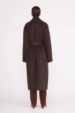 CARVER COAT | DARK CHOCOLATE 13 CARVER COAT | DARK CHOCOLATE -Chic Style Shop 035 230605 Staud Fall Ecom 01224 web
