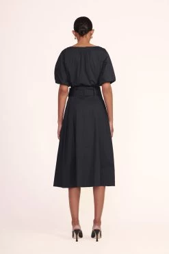 ELLINGTON TOP | BLACK -Chic Style Shop Ellington Top Black Kingsley Skirt Black 00235 web 1