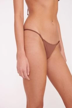 SISLEY STRING BOTTOM | CLOVE -Chic Style Shop OLIVIA BEADED TOP SISLEY STRING BOTTOM CLOVE 00670 web