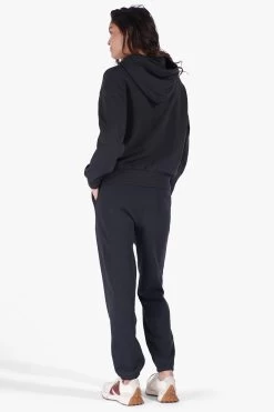 CUSTOM STAUD X C.BONZ HOODED SWEATSHIRT | BLACK -Chic Style Shop Pet Hoodie Sweatpants Pockets Blk00212 web 5a0fdc9d efc1 4b00 8a0a 23d3ab80a33f