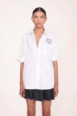 CUSTOM STAUD X C.BONZ CLASSIC OVERSIZED SHIRT | WHITE 12 CUSTOM STAUD X C.BONZ CLASSIC OVERSIZED SHIRT | WHITE -Chic Style Shop Pet Shirt White 03450 web