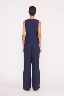 BRETT VEST | NAVY -Chic Style Shop Pre Fall 021 00627 web