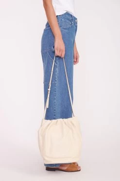 VALENTINA BUCKET BAG | CREAM 16 VALENTINA BUCKET BAG | CREAM -Chic Style Shop RENAME JEANS WHITE TSHIRT BAGS 02127 web