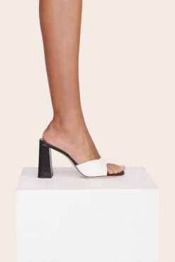 SLOANE HEEL | BLACK WHITE SNAKE EMBOSSED 13 SLOANE HEEL | BLACK WHITE SNAKE EMBOSSED -Chic Style Shop SLOANE HEEL BLACK WHITE SNAKE EMBOSSED 1 web