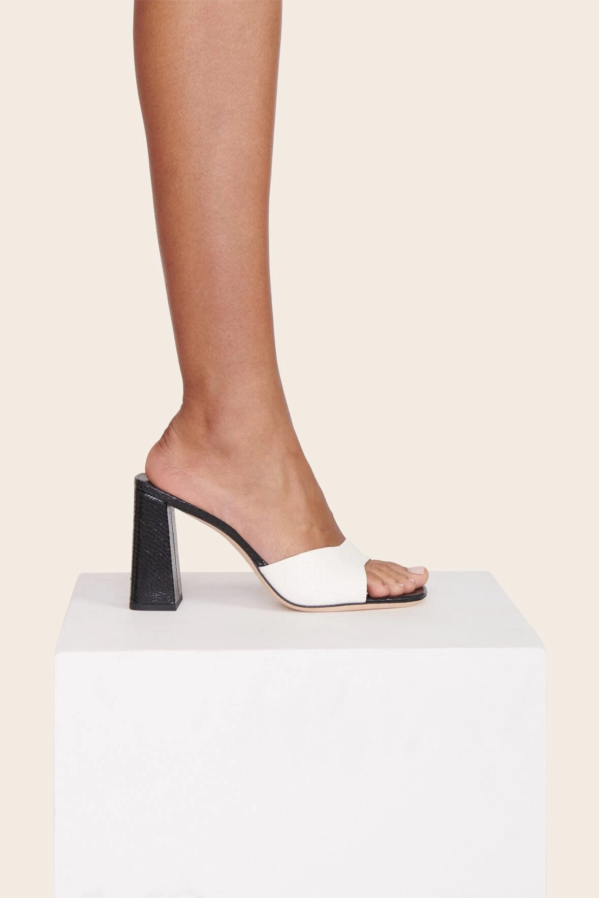 SLOANE HEEL | BLACK WHITE SNAKE EMBOSSED 5 SLOANE HEEL | BLACK WHITE SNAKE EMBOSSED - Image 5