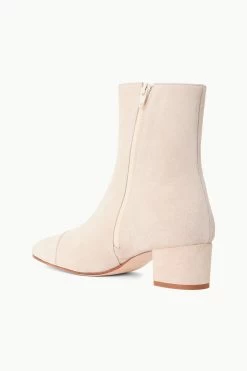 AIMEE SHORT BOOT | MINK SUEDE 8 AIMEE SHORT BOOT | MINK SUEDE -Chic Style Shop STAUD AIMEESHORT BOOT MINK FALL 23 ECOM 3 d27f03c5 43ee 4312 8741 5634fc93c39a