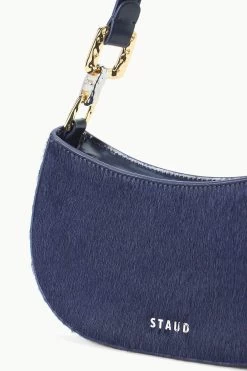 BRADY SHOULDER BAG | NAVY HAIRCALF -Chic Style Shop STAUD BRADY SHOULDERBAG NAVY FALL 23 ECOM 4