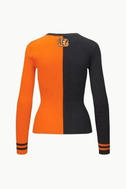 THE STAUD NFL CARGO SWEATER | CINCINNATI BENGALS -Chic Style Shop STAUD CARGOSWEATERXNFL SWEATER CINCINNATIBENGALS FANATICS 23 ECOM 2