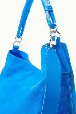 PERRY BAG | DIRECTOR BLUE SUEDE -Chic Style Shop STAUD PARRYHOBO BAG DIRECTORBLUE FALL 23 ECOM 4