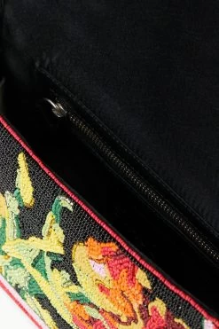 TOMMY BEADED BAG | DREAMY TULIP -Chic Style Shop STAUD TOMMYBEADEDBAG DREAMYTULIP ECOM 3