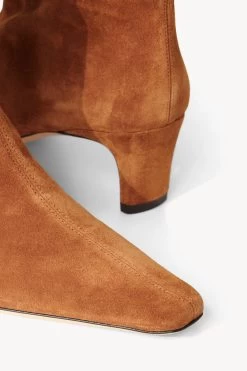 WALLY BOOT | TAN SUEDE 16 WALLY BOOT | TAN SUEDE -Chic Style Shop STAUD WALLY BOOT TANSUEDE FALL 22 ECOM 5