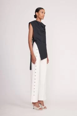 SAWYER TOP | BLACK 8 SAWYER TOP | BLACK -Chic Style Shop Sawyer Top Black Carter Pant White 00080 web 69eef5b5 4265 46a9 95be 79508ad29366