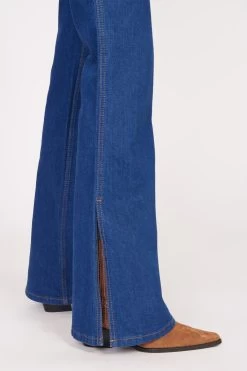 STAUD + WRANGLER THE BIKINI JEAN | DARK RINSE -Chic Style Shop Wrangler 0698 web