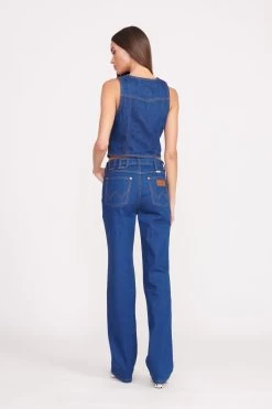 STAUD + WRANGLER THE VEST | DARK RINSE -Chic Style Shop Wrangler 0927 web