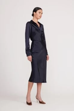 BOGART TOP | NAVY 9 BOGART TOP | NAVY -Chic Style Shop bogart top navy 16 580947e6 01f3 47c7 a609 a74a966b4d37