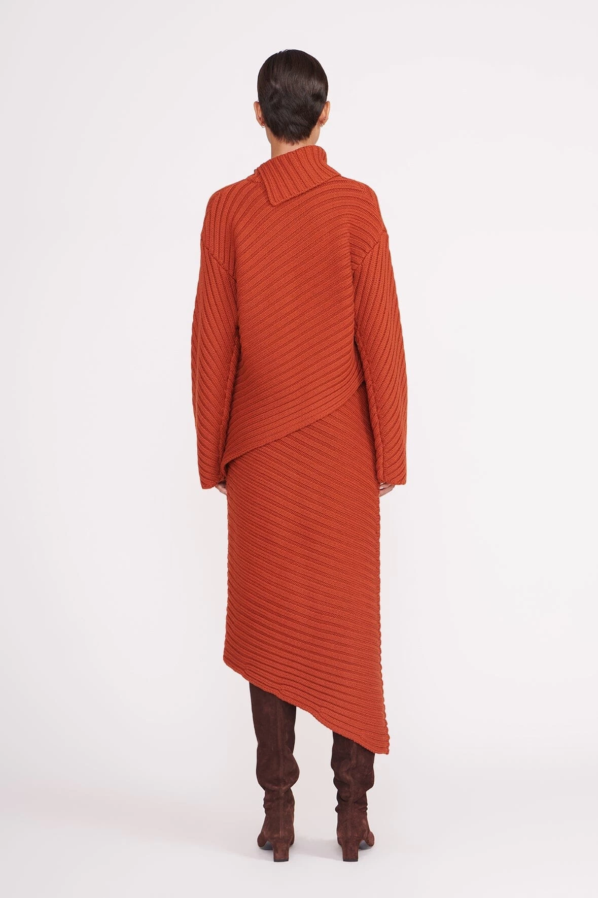 ENGRAVE SWEATER | CINNAMON 3 ENGRAVE SWEATER | CINNAMON - Image 3