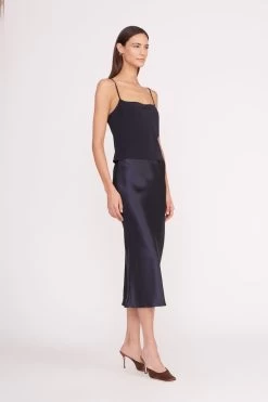 MILES REVERSIBLE TOP | NAVY 8 MILES REVERSIBLE TOP | NAVY -Chic Style Shop miles top navy 5 14f3c6e2 e29c 49ab b1bc 59414d85fc27